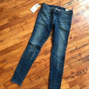 🚫 SOLD 🚫 NWT Rag & Bone Skinny Moro Jeans